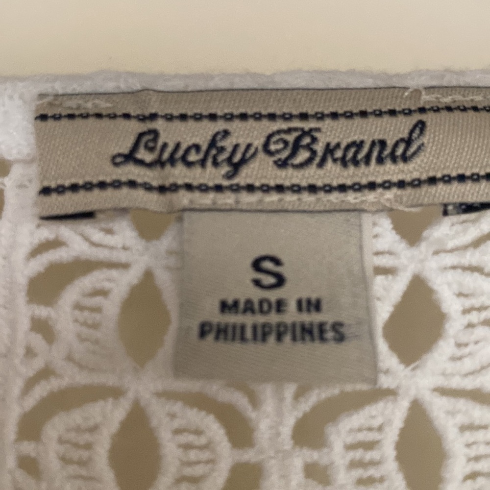 NWOT. Lucky Brand white laced summer blouse. - Picture 8 of 8